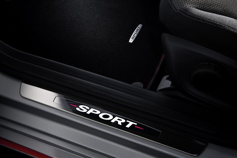 Mercedes-Benz A-Class Sport 2013 года  (фото 2 из 6)